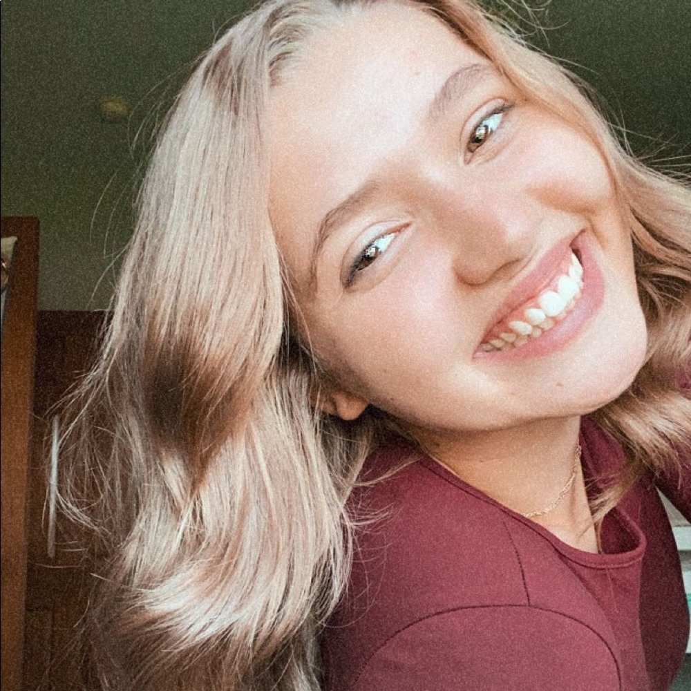 Meet your Posher, Maddie